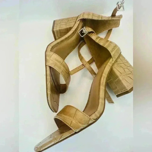 Vince Camuto Creamy Caramel Two Tone Croco Block Heels Size 8 - Picture 6 of 6